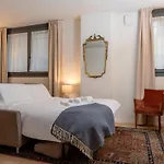 Porta Venezia Stylish Haven
