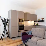 Porta Venezia Stylish Haven